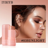 Gel highlighter stick with a volumetric matte finish