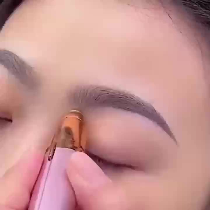 Eyebrow Trimmer - Lifestil. www.Lifestil.net